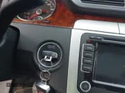 ✅ 2011 Volkswagen CC Lux • VIN: WVWHN7AN9BE733838 • Lot: 43831995. Listed on IAAI with 175,370 mi. Free auction sales archive from the USA and detailed vehicle history report at DreamBid. Image 11.