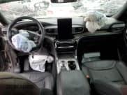 ✅ 2022 Ford Explorer Platinum • VIN: 1FM5K8HC2NGA81834 • Lot: 86394374. Wystawiony na Copart z przebiegiem 35 957 mil. Bezpłatny archiwum sprzedaży aukcyjnych z USA i szczegółowy raport historii pojazdu na DreamBid. Zdjęcie 8.