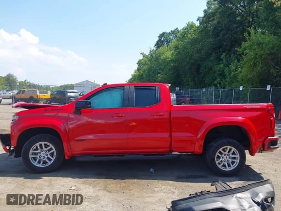 ✅ 2019 Chevrolet Silverado 1500 RST • VIN: 1GCRYEED6KZ211405 • Lot: 42986234. Wystawiony na IAAI z przebiegiem 93 246 mil. Bezpłatny archiwum sprzedaży aukcyjnych z USA i szczegółowy raport historii pojazdu na DreamBid. Zdjęcie 14.