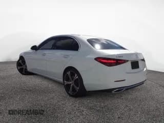 ✅ 2023 Mercedes-Benz C 300 • VIN: W1KAF4GBXPR153515 • Лот: 92848255. Опубликован ранее на Copart с пробегом 437 727 миль. Бесплатный доступ к архиву аукционных продаж из США и подробный отчёт об истории автомобиля на DreamBid. Изображение 3.