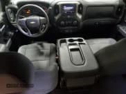 ✅ 2021 Chevrolet Silverado 1500 Work Truck • VIN: 3GCUYAEF0MG141682 • Lot: 86949774. Wystawiony na Copart z przebiegiem 27 495 mil. Bezpłatny archiwum sprzedaży aukcyjnych z USA i szczegółowy raport historii pojazdu na DreamBid. Zdjęcie 8.