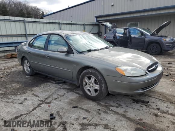 ✅ 2002 Ford Taurus SEL Deluxe • VIN: 1FAHP56S52A156316 • Лот: 82032714. Опубликован ранее на Copart с пробегом 146 898 миль. Бесплатный доступ к архиву аукционных продаж из США и подробный отчёт об истории автомобиля на DreamBid. Изображение 4.