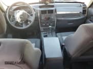 ✅ 2010 Jeep Liberty Sport • VIN: 1J4PN2GK1AW154695 • Lot: 82612515. Listed on Copart with 137,631 mi. Free auction sales archive from the USA and detailed vehicle history report at DreamBid. Image 8.