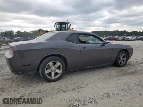 ✅ 2014 Dodge Challenger SXT • VIN: 2C3CDYAGXEH208471 • Lot: 69659914. Wystawiony na Copart z przebiegiem 125 335 mil. Bezpłatny archiwum sprzedaży aukcyjnych z USA i szczegółowy raport historii pojazdu na DreamBid. Zdjęcie 3.