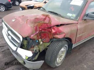 ✅ 1999 Dodge Dakota SLT • VIN: 1B7GL22XXXS173969 • Lot: 42323610. Wystawiony na IAAI z przebiegiem Nie podano. Bezpłatny archiwum sprzedaży aukcyjnych z USA i szczegółowy raport historii pojazdu na DreamBid. Zdjęcie 6.