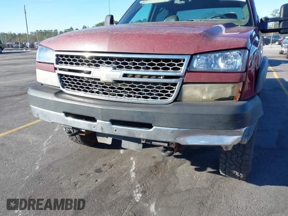 ✅ 2005 Chevrolet Silverado 2500HD LS • VIN: 1GCHK23285F917553 • Lot: 41036631. Listed on IAAI with 269,863 mi. Free auction sales archive from the USA and detailed vehicle history report at DreamBid. Image 19.