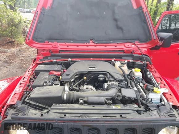 ✅ 2018 Jeep Wrangler Unlimited Rubicon • VIN: 1C4HJXFG3JW273266 • Lot: 42093919. Wystawiony na IAAI z przebiegiem 90 700 mil. Bezpłatny archiwum sprzedaży aukcyjnych z USA i szczegółowy raport historii pojazdu na DreamBid. Zdjęcie 10.