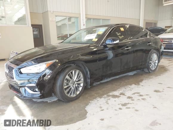 ✅ 2019 Infiniti Q50 Luxe • VIN: JN1EV7AR2KM557469 • Lot: 41662789. Listed on IAAI with 53,243 mi. Free auction sales archive from the USA and detailed vehicle history report at DreamBid. Image 2.