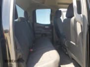 ✅ 2019 Chevrolet Silverado 1500 LT • VIN: 1GCRYDEK7KZ261335 • Lot: 60326435. Wystawiony na Copart z przebiegiem 56 909 mil. Bezpłatny archiwum sprzedaży aukcyjnych z USA i szczegółowy raport historii pojazdu na DreamBid. Zdjęcie 10.