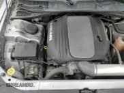 ✅ 2018 Dodge Challenger R/T • VIN: 2C3CDZBT8JH211655 • Lot: 86293584. Wystawiony na Copart z przebiegiem 61 667 mil. Bezpłatny archiwum sprzedaży aukcyjnych z USA i szczegółowy raport historii pojazdu na DreamBid. Zdjęcie 13.