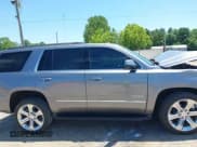 ✅ 2020 Chevrolet Tahoe LT • VIN: 1GNSCBKC3LR204995 • Lot: 42292566. Wystawiony na IAAI z przebiegiem 64 874 mil. Bezpłatny archiwum sprzedaży aukcyjnych z USA i szczegółowy raport historii pojazdu na DreamBid. Zdjęcie 14.