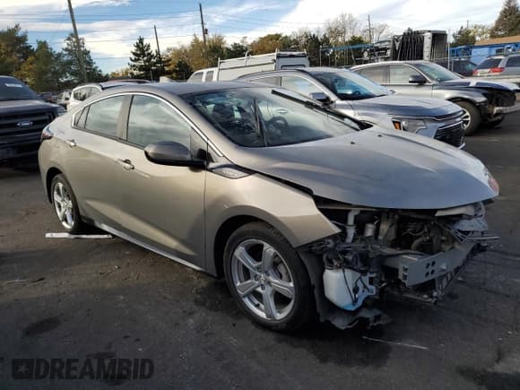 ✅ 2017 Chevrolet Volt LT • VIN: 1G1RA6S54HU208301 • Lot: 78094064. Wystawiony na Copart z przebiegiem 142 397 mil. Bezpłatny archiwum sprzedaży aukcyjnych z USA i szczegółowy raport historii pojazdu na DreamBid. Zdjęcie 4.