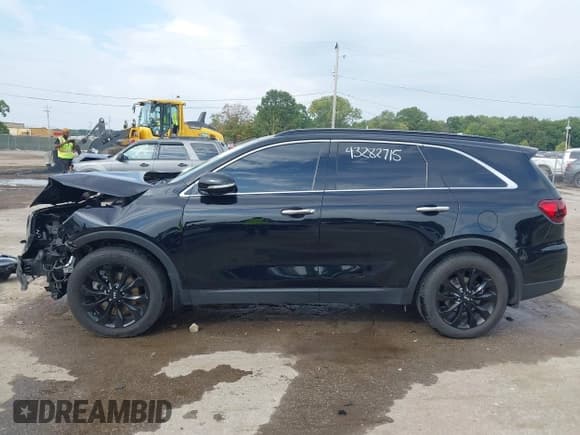 ✅ 2019 Kia Sorento LX • VIN: 5XYPG4A50KG605998 • Лот: 43282715. Опубликован ранее на IAAI с пробегом 146 710 миль. Бесплатный доступ к архиву аукционных продаж из США и подробный отчёт об истории автомобиля на DreamBid. Изображение 15.
