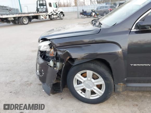 ✅ 2014 GMC Terrain SLE • VIN: 2GKFLVEK7E6227830 • Lot: 41795661. Listed on IAAI with 170,068 mi. Free auction sales archive from the USA and detailed vehicle history report at DreamBid. Image 6.