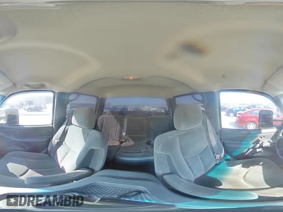 ✅ 2004 Chevrolet Silverado 2500HD LS • VIN: 1GCHK23U14F190207 • Lot: 81964065. Wystawiony na Copart z przebiegiem 150 202 mil. Bezpłatny archiwum sprzedaży aukcyjnych z USA i szczegółowy raport historii pojazdu na DreamBid. Zdjęcie 14.