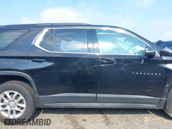 ✅ 2021 Chevrolet Traverse LT Cloth • VIN: 1GNERGKWXMJ151148 • Lot: 42671405. Listed on IAAI with 81,096 mi. Free auction sales archive from the USA and detailed vehicle history report at DreamBid. Image 14.