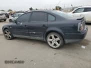 ✅ 1999 Volkswagen Passat • VIN: WVWMA63B0XE175733 • Lot: 76950824. Wystawiony na Copart z przebiegiem 207 718 mil. Bezpłatny archiwum sprzedaży aukcyjnych z USA i szczegółowy raport historii pojazdu na DreamBid. Zdjęcie 2.