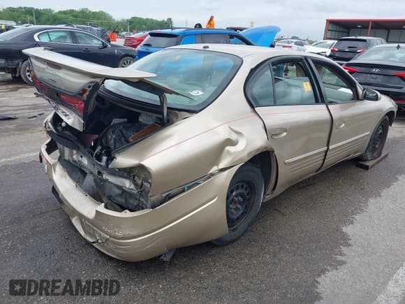 ✅ 2005 Pontiac Bonneville SE • VIN: 1G2HX52K95U210921 • Lot: 42156734. Listed on IAAI with Not provided. Free auction sales archive from the USA and detailed vehicle history report at DreamBid. Image 4.