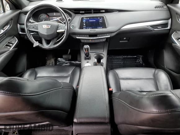 ✅ 2021 Cadillac XT4 AWD Premium Luxury • VIN: 1GYFZDR4XMF000937 • Lot: 52406055. Wystawiony na Copart z przebiegiem 46 881 mil. Bezpłatny archiwum sprzedaży aukcyjnych z USA i szczegółowy raport historii pojazdu na DreamBid. Zdjęcie 8.