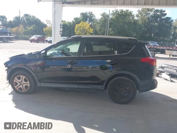 ✅ 2015 Toyota RAV4 LE • VIN: 2T3BFREV8FW288502 • Lot: 43628413. Listed on IAAI with 100,239 mi. Free auction sales archive from the USA and detailed vehicle history report at DreamBid. Image 15.