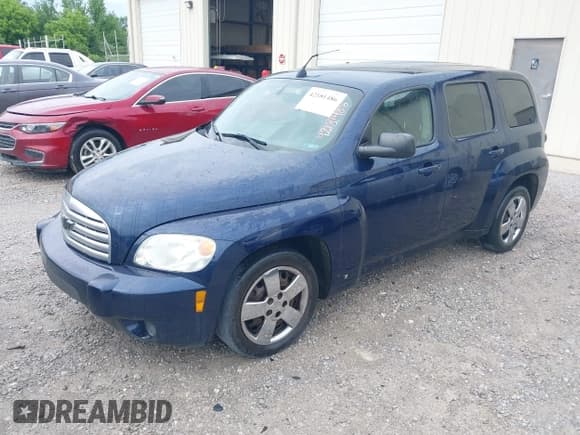 ✅ 2010 Chevrolet HHR LS • VIN: 3GNBAADB4AS508996 • Lot: 42181486. Listed on IAAI with 259,887 mi. Free auction sales archive from the USA and detailed vehicle history report at DreamBid. Image 2.