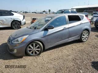 2014 Hyundai Accent GS with VIN KMHCT5AE5EU145736, listed as a Copart auction lot 71474955 with 185,552 mi miles and Salvage title. Bid and sale history available at DreamBid. Image 1.