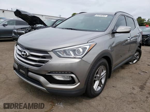 ✅ 2017 Hyundai Santa Fe 2.4L • VIN: 5NMZUDLB9HH023336 • Лот: 57510253. Опубликован ранее на Copart с пробегом 79 693 миль. Бесплатный доступ к архиву аукционных продаж из США и подробный отчёт об истории автомобиля на DreamBid. Изображение 1.
