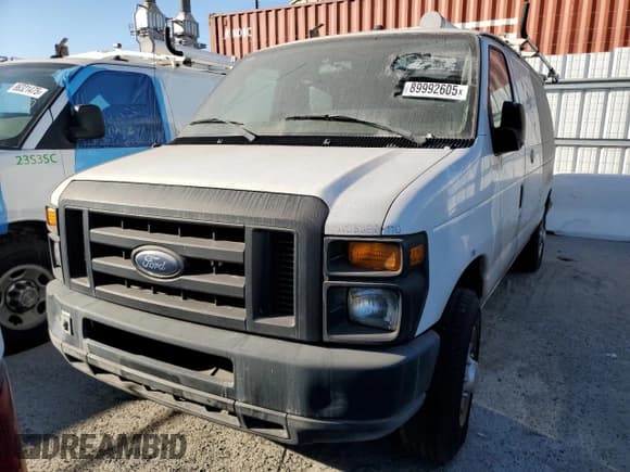 ✅ 2010 Ford Econoline Cargo Commercial • VIN: 1FTNE2EL9ADA58950 • Lot: 89992605. Listed on Copart with 74,728 mi. Free auction sales archive from the USA and detailed vehicle history report at DreamBid. Image 5.
