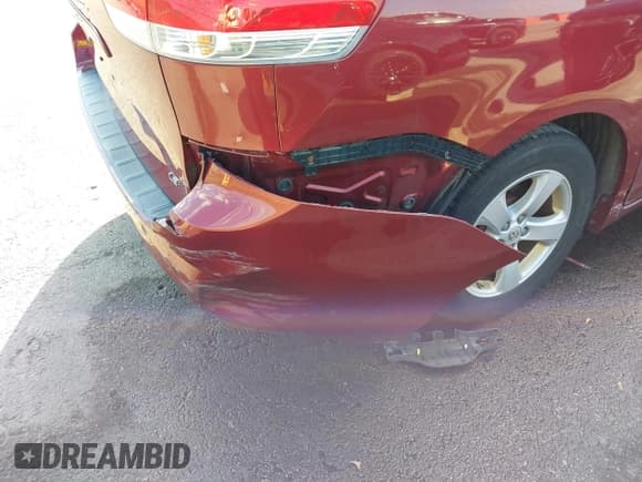 ✅ 2014 Toyota Sienna LE • VIN: 5TDKK3DC0ES414683 • Lot: 43707898. Listed on IAAI with 112,609 mi. Free auction sales archive from the USA and detailed vehicle history report at DreamBid. Image 20.