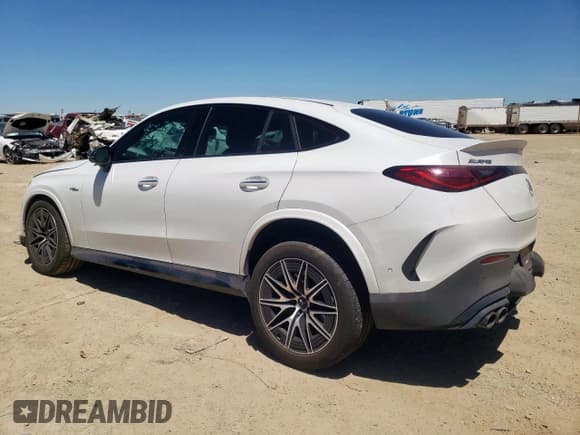 ✅ 2025 Mercedes-Benz GLC 43 AMG • VIN: W1NKJ8HB8SF362029 • Lot: 57462845. Listed on Copart with 3,541 mi. Free auction sales archive from the USA and detailed vehicle history report at DreamBid. Image 2.