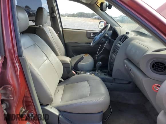 2005 Hyundai Santa Fe GLS с VIN KM8SC13E25U975169, выставлен на аукционе Copart как лот 42533125 с пробегом 318 223 миль миль и Списание • Salvage title. История ставок и продаж доступна на DreamBid. Изображение 7.