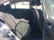 ✅ 2014 Volkswagen Jetta TDI • VIN: 3VWLL7AJ6EM311423 • Lot: 43831843. Wystawiony na IAAI z przebiegiem 114 208 mil. Bezpłatny archiwum sprzedaży aukcyjnych z USA i szczegółowy raport historii pojazdu na DreamBid. Zdjęcie 8.