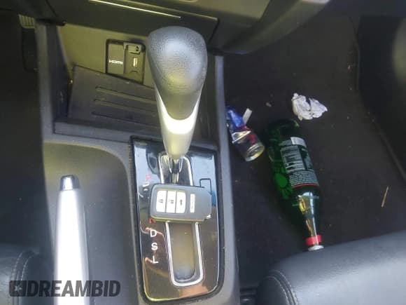 ✅ 2014 Honda Civic EX-L • VIN: 19XFB2F93EE276130 • Lot: 42907280. Listed on IAAI with 130,164 mi. Free auction sales archive from the USA and detailed vehicle history report at DreamBid. Image 11.