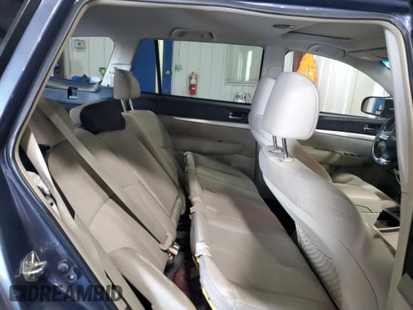 ✅ 2013 Subaru Outback Premium • VIN: 4S4BRBGC3D3256417 • Lot: 92637835. Wystawiony na Copart z przebiegiem 96 662 mil. Bezpłatny archiwum sprzedaży aukcyjnych z USA i szczegółowy raport historii pojazdu na DreamBid. Zdjęcie 11.