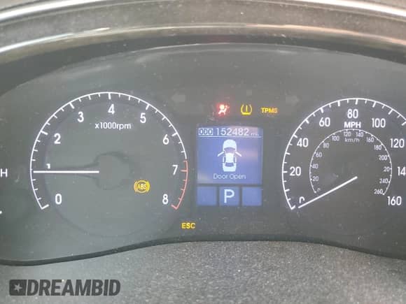 2013 Hyundai Genesis 3.8L z VIN KMHGC4DD1DU243014, wystawiony jako Copart lot #76516354 z przebiegiem 152 482 mil mil oraz Szkoda całkowita • Salvage title. Historia ofert i sprzedaży dostępna na DreamBid. Obrazek 9.