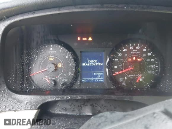 ✅ 2015 Toyota Sienna LE • VIN: 5TDKK3DC4FS651369 • Lot: 43546661. Wystawiony na IAAI z przebiegiem 152 127 mil. Bezpłatny archiwum sprzedaży aukcyjnych z USA i szczegółowy raport historii pojazdu na DreamBid. Zdjęcie 7.