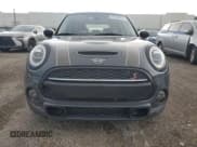 ✅ 2021 MINI Hardtop 4 Door Cooper S • VIN: WMWXU9C06M2N79893 • Lot: 60160654. Wystawiony na Copart z przebiegiem 37 054 mil. Bezpłatny archiwum sprzedaży aukcyjnych z USA i szczegółowy raport historii pojazdu na DreamBid. Zdjęcie 5.