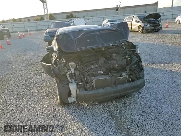 ✅ 2015 Volkswagen Passat S • VIN: 1VWAT7A38FC115401 • Lot: 91636255. Wystawiony na Copart z przebiegiem Nie podano. Bezpłatny archiwum sprzedaży aukcyjnych z USA i szczegółowy raport historii pojazdu na DreamBid. Zdjęcie 14.