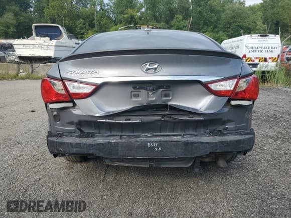 ✅ 2013 Hyundai Sonata GLS • VIN: 5NPEB4AC4DH718000 • Lot: 64631954. Listed on Copart with 112,188 mi. Free auction sales archive from the USA and detailed vehicle history report at DreamBid. Image 6.