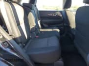 ✅ 2017 Nissan Rogue SV • VIN: KNMAT2MVXHP528953 • Lot: 85884455. Wystawiony na Copart z przebiegiem 149 464 mil. Bezpłatny archiwum sprzedaży aukcyjnych z USA i szczegółowy raport historii pojazdu na DreamBid. Zdjęcie 11.