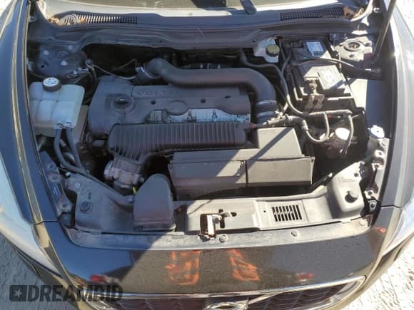 ✅ 2013 Volvo C70 T5 • VIN: YV1672MC1DJ141210 • Лот: 75374994. Опубликован ранее на Copart с пробегом 191 459 миль. Бесплатный доступ к архиву аукционных продаж из США и подробный отчёт об истории автомобиля на DreamBid. Изображение 11.