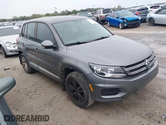 ✅ 2012 Volkswagen Tiguan LE • VIN: WVGAV7AX9CW096668 • Lot: 41664461. Wystawiony na IAAI z przebiegiem 161 725 mil. Bezpłatny archiwum sprzedaży aukcyjnych z USA i szczegółowy raport historii pojazdu na DreamBid. Zdjęcie 1.