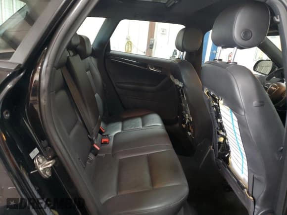 ✅ 2009 Audi A3 Sportback S line • VIN: WAUKF78P39A052292 • Lot: 71324585. Listed on Copart with 74,443 mi. Free auction sales archive from the USA and detailed vehicle history report at DreamBid. Image 10.