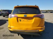 ✅ 2018 Toyota RAV4 Hybrid LE Plus • VIN: JTMRJREV2JD182257 • Лот: 82767745. Опубликован ранее на Copart с пробегом 299 008 миль. Бесплатный доступ к архиву аукционных продаж из США и подробный отчёт об истории автомобиля на DreamBid. Изображение 6.