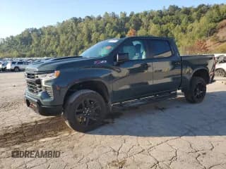 ✅ 2025 Chevrolet Silverado 1500 LT Trail Boss • VIN: 3GCUKFED4SG321323 • Lot: 72073285. Wystawiony na Copart z przebiegiem 4 293 mil. Bezpłatny archiwum sprzedaży aukcyjnych z USA i szczegółowy raport historii pojazdu na DreamBid. Zdjęcie 1.