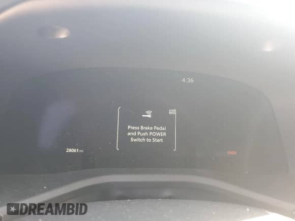 2025 Toyota Camry LE with VIN 4T1DAACK4SU088348, listed as a Copart auction lot 68684105 with 28,061 mi miles and Salvage title. Bid and sale history available at DreamBid. Image 9.