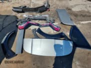 ✅ 2024 Kia EV9 GT-Line • VIN: KNDAEFS57R6030561 • Lot: 82071065. Wystawiony na Copart z przebiegiem 9 394 mil. Bezpłatny archiwum sprzedaży aukcyjnych z USA i szczegółowy raport historii pojazdu na DreamBid. Zdjęcie 13.