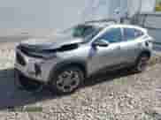 2025 Chevrolet Trax LT z VIN KL77LHEPXSC210386, wystawiony jako Copart lot #86716555 z przebiegiem Nie podano mil oraz Szkoda całkowita • Salvage title. Historia ofert i sprzedaży dostępna na DreamBid. Obrazek 1.