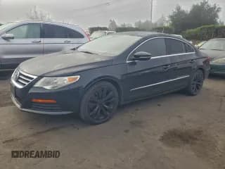 ✅ 2011 Volkswagen CC Sport • VIN: WVWMN7ANXBE700801 • Lot: 94528565. Wystawiony na Copart z przebiegiem 155 720 mil. Bezpłatny archiwum sprzedaży aukcyjnych z USA i szczegółowy raport historii pojazdu na DreamBid. Zdjęcie 1.