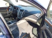 ✅ 2010 Cadillac SRX Performance Collection • VIN: 3GYFNBEY2AS535955 • Lot: 43193672. Wystawiony na IAAI z przebiegiem 190 287 mil. Bezpłatny archiwum sprzedaży aukcyjnych z USA i szczegółowy raport historii pojazdu na DreamBid. Zdjęcie 5.